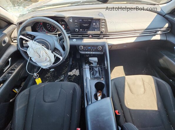 KMHLM4AG9PU549313 2023 HYUNDAI ELANTRA Silver Առջևի վահանակի տեսք