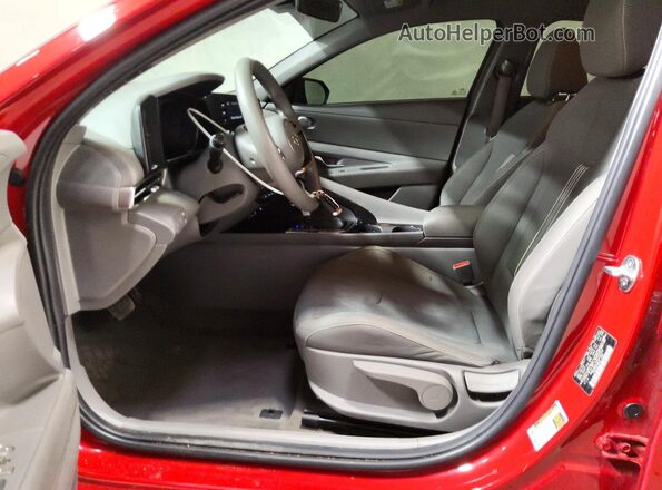 KMHLM4AJ2PU050705 2023 HYUNDAI ELANTRA Red Սալոնի դիմացի տեսք