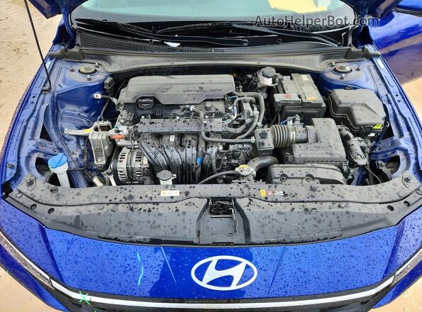 KMHLM4DG1RU797330 2024 HYUNDAI ELANTRA Blue უკანა სალონის ხედი