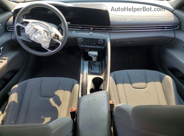 KMHLM4DG2RU638090 2024 HYUNDAI ELANTRA Black Dashboard view