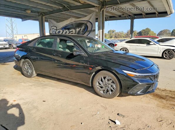 KMHLM4DG2RU820906 2024 HYUNDAI ELANTRA Black Առջևի աջ