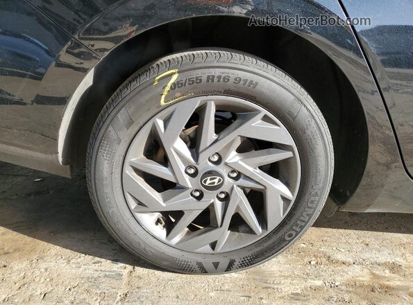 KMHLM4DG2RU820906 2024 HYUNDAI ELANTRA Black 