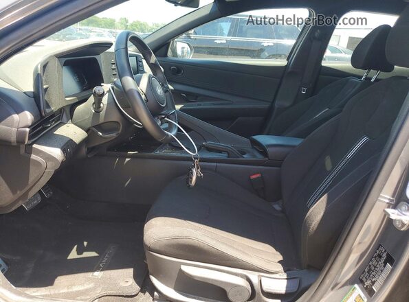 KMHLM4DG2SU086998 2025 HYUNDAI ELANTRA Gray Front interior view