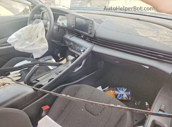 KMHLM4DG2SU876883 2025 HYUNDAI ELANTRA Blue Вид панелі приладів
