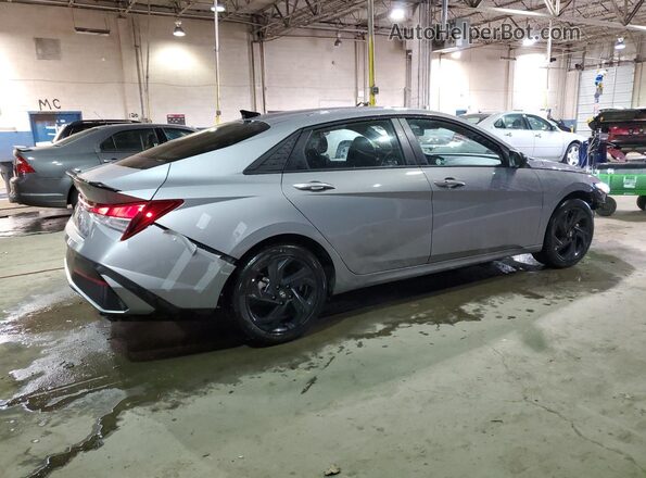 KMHLM4DG2TU122609 2026 HYUNDAI ELANTRA Silver 