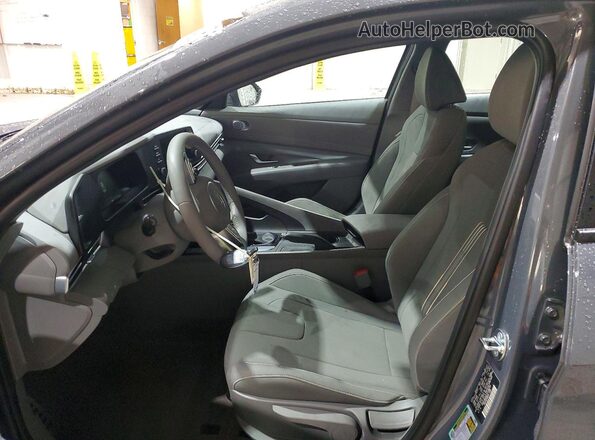 KMHLM4DG2TU196239 2026 HYUNDAI ELANTRA Gray Սալոնի դիմացի տեսք
