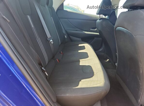 KMHLM4DG3RU701052 2024 HYUNDAI ELANTRA Blue უკანა სავარძლების ხედი