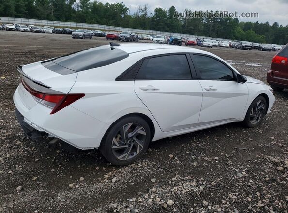 KMHLM4DG3SU998670 2025 HYUNDAI ELANTRA White Tył prawy