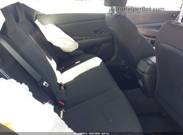 KMHLM4DG3TU204834 2026 HYUNDAI ELANTRA Gray Widok naklejki z numerem VIN