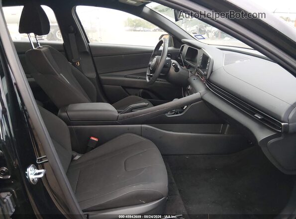 KMHLM4DG3TU214537 2026 HYUNDAI ELANTRA Black წინა სალონის ხედი