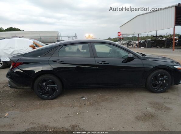 KMHLM4DG3TU214537 2026 HYUNDAI ELANTRA Black უკანა სალონის ხედი