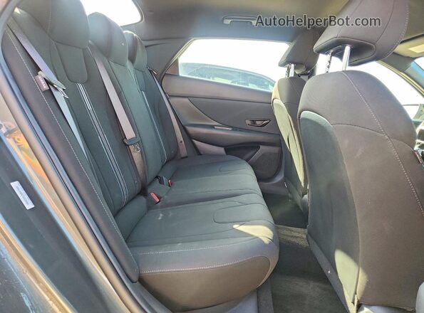 KMHLM4DG3TU215462 2026 HYUNDAI ELANTRA Gray Widok tylnych siedzeń