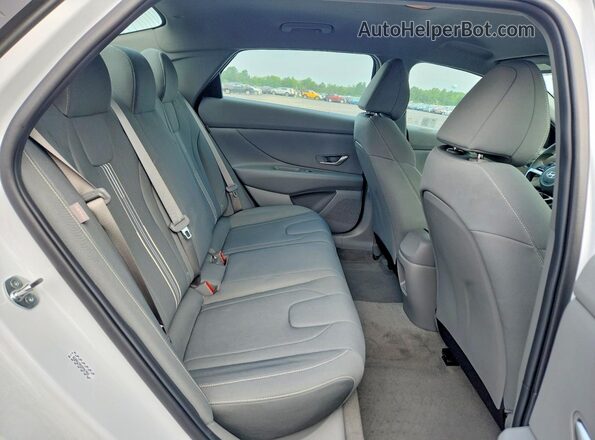 KMHLM4DG4RU736635 2024 HYUNDAI ELANTRA White Rear seats view