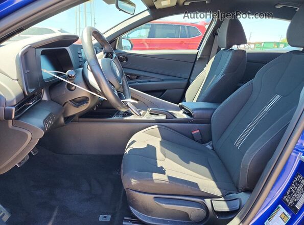 KMHLM4DG4SU001501 2025 HYUNDAI ELANTRA Blue Vista interior delantera