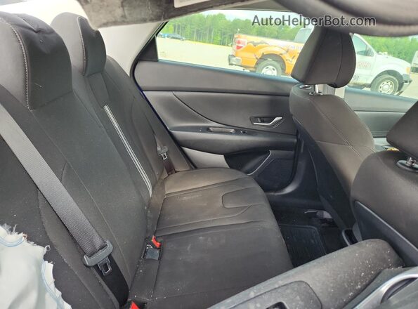 KMHLM4DG5RU759602 2024 HYUNDAI ELANTRA Blue Հետևի նստատեղերի տեսք