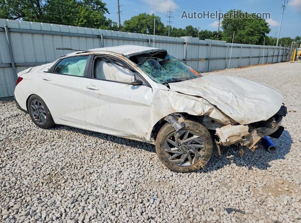 KMHLM4DG6RU638710 2024 HYUNDAI ELANTRA White Front right