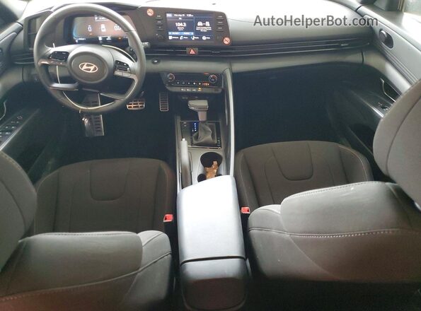KMHLM4DG8TU168235 2026 HYUNDAI ELANTRA White წინა პანელის ხედი