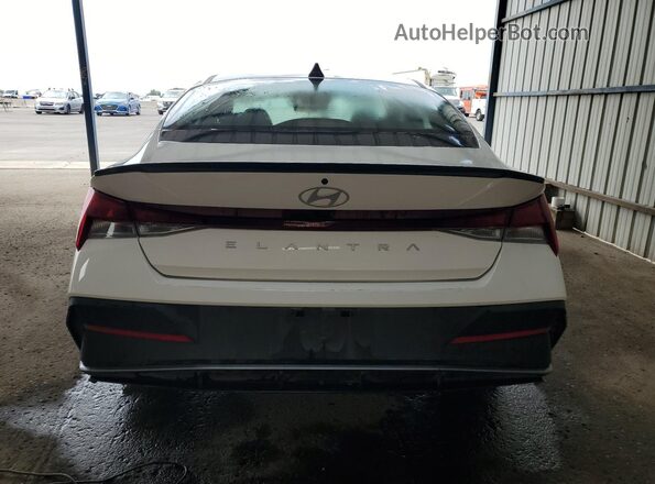 KMHLM4DG8TU168235 2026 HYUNDAI ELANTRA White 