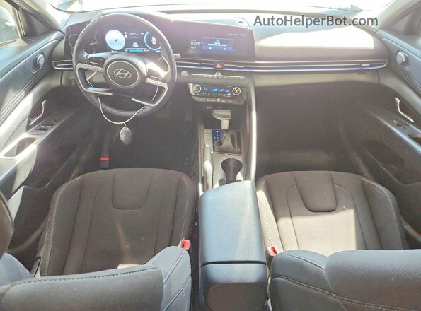 KMHLM4DG9RU670616 2024 HYUNDAI ELANTRA Серый Вид панели приборов