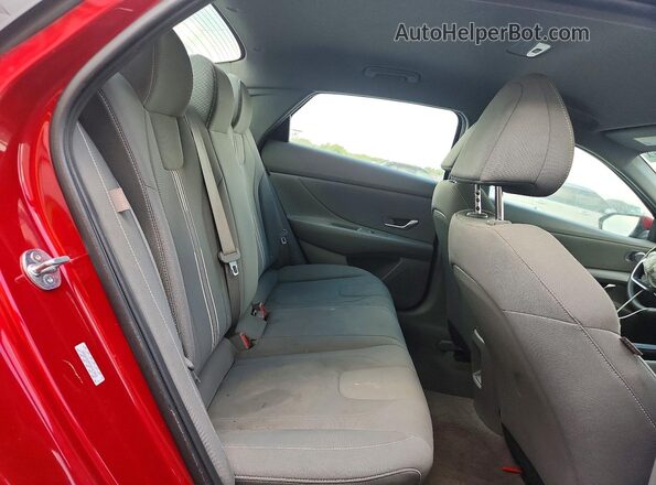 KMHLM4DG9RU839985 2024 HYUNDAI ELANTRA Red Հետևի նստատեղերի տեսք