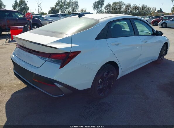 KMHLM4DG9TU180300 2026 HYUNDAI ELANTRA Белый Задняя правая четверть