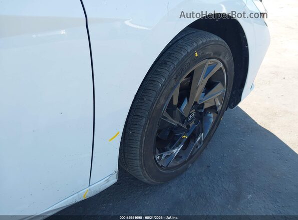 KMHLM4DG9TU180300 2026 HYUNDAI ELANTRA Белый 