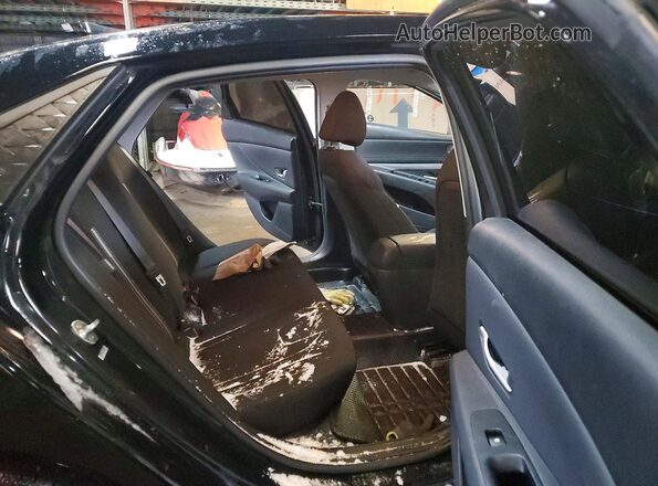 KMHLM4DGXRU716888 2024 HYUNDAI ELANTRA Черный Вид задних сидений