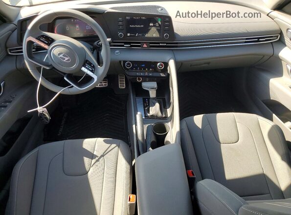 KMHLM4DGXTU183111 2026 HYUNDAI ELANTRA Black Vista del salpicadero