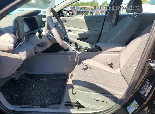 KMHLM4DGXTU183111 2026 HYUNDAI ELANTRA Black Vista interior delantera