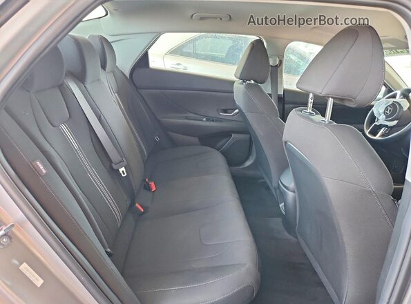 KMHLM4DJ1TU192517 2026 HYUNDAI ELANTRA Silver Rear seats view