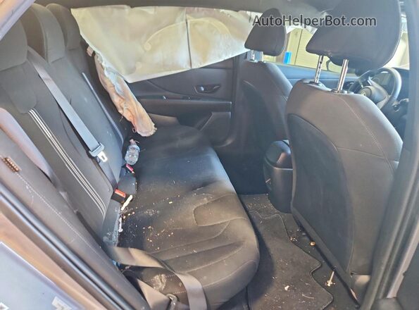 KMHLM4DJ2TU183258 2026 HYUNDAI ELANTRA Серебряный Вид задних сидений