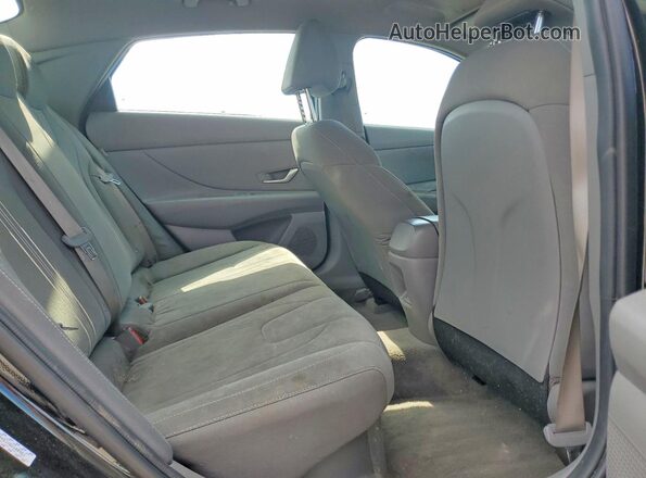 KMHLM4DJXRU100961 2024 HYUNDAI ELANTRA Black Вид задніх сидінь