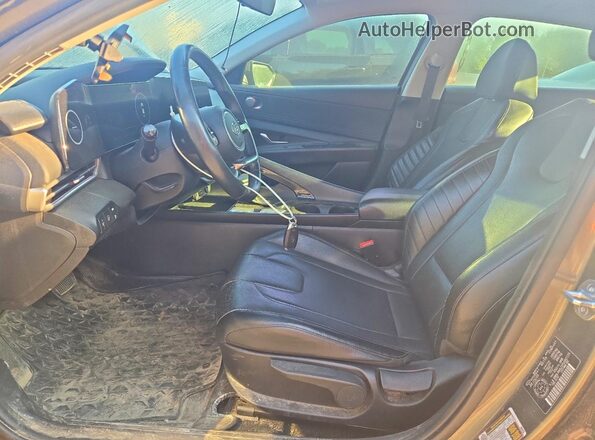 KMHLN4AJ2PU082115 2023 HYUNDAI ELANTRA Gray Widok wnętrza z przodu