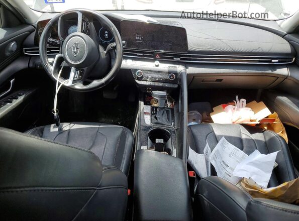 KMHLP4AG2PU406971 2023 HYUNDAI ELANTRA Черный Вид панели приборов
