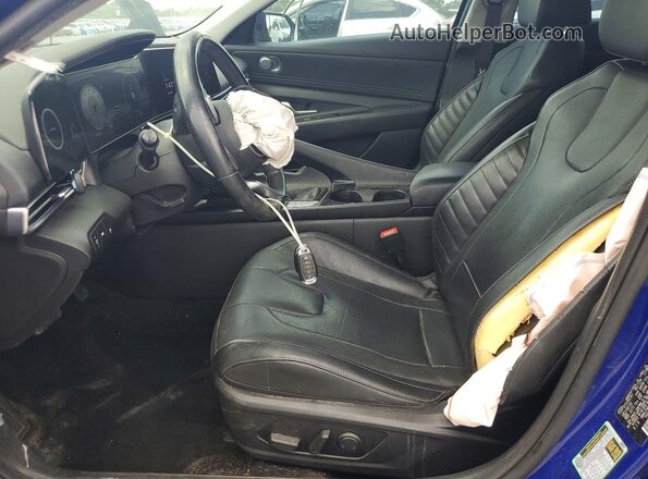KMHLP4AG4PU480683 2023 HYUNDAI ELANTRA Синий Вид салона спереди