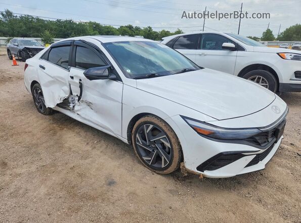KMHLP4DG0RU682211 2024 HYUNDAI ELANTRA White Front right