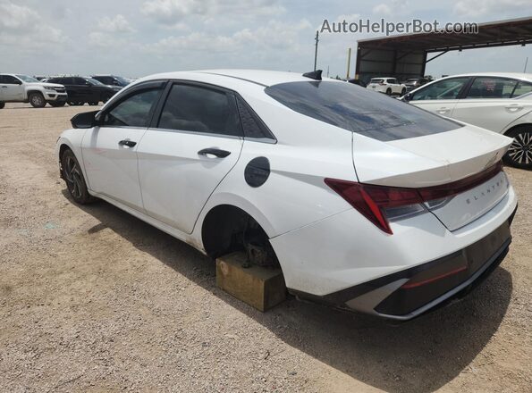 KMHLP4DG0RU682211 2024 HYUNDAI ELANTRA White 
