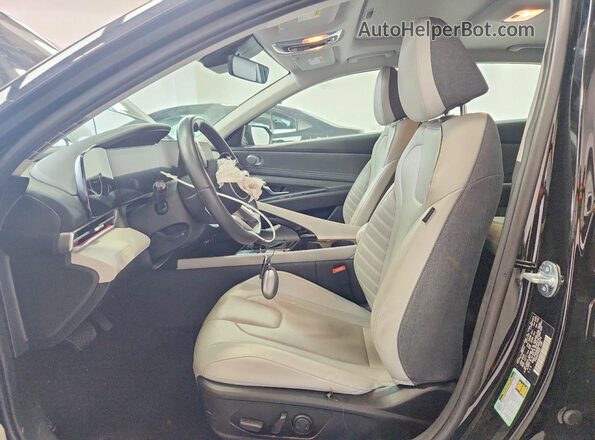 KMHLP4DG0SU056079 2025 HYUNDAI ELANTRA Black Vista interior delantera