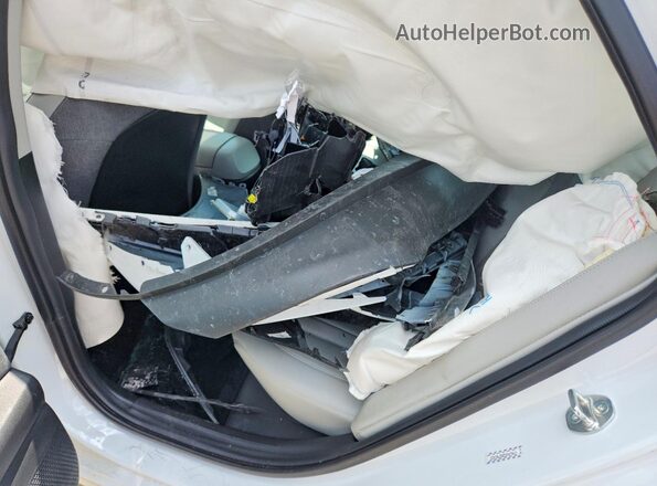 KMHLP4DG2RU741453 2024 HYUNDAI ELANTRA White ძრავის განყოფილების ხედი