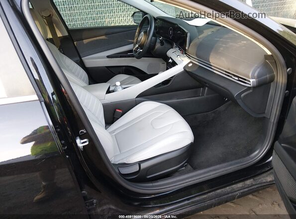 KMHLP4DG2SU052504 2025 HYUNDAI ELANTRA Black Սալոնի դիմացի տեսք