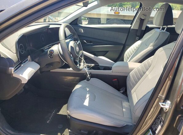 KMHLP4DG3TU109987 2026 HYUNDAI ELANTRA Gray წინა სალონის ხედი