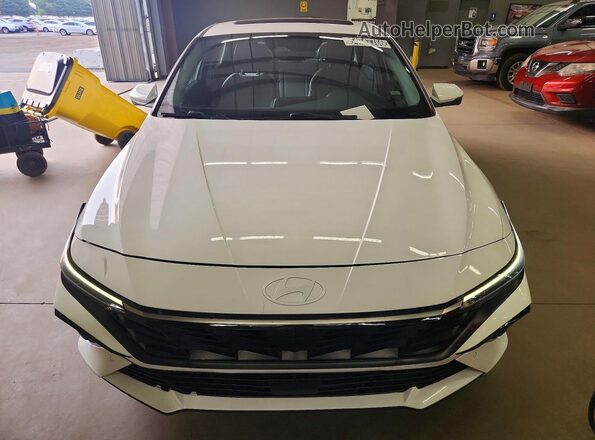 KMHLP4DGXRU730250 2024 HYUNDAI ELANTRA White Вид спереду