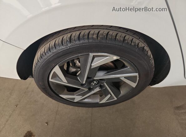 KMHLP4DGXRU730250 2024 HYUNDAI ELANTRA White Панорамний вид салону 360°