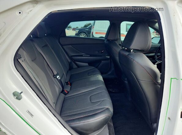 KMHLR4AF1PU589927 2023 HYUNDAI ELANTRA Белый Вид задних сидений