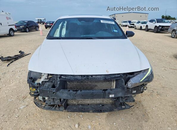 KMHLR4AF1PU589927 2023 HYUNDAI ELANTRA Белый Вид спереди