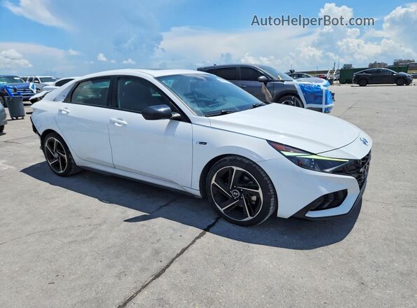 KMHLR4AF4PU422719 2023 HYUNDAI ELANTRA White Przód prawy