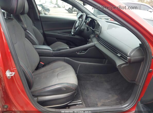 KMHLR4AF7NU243295 2022 HYUNDAI ELANTRA Red Widok wnętrza z przodu