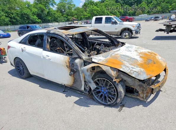 KMHLR4AF7PU586448 2023 HYUNDAI ELANTRA White Front right
