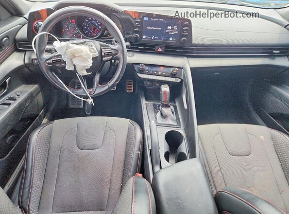 KMHLR4AF9NU305456 2022 HYUNDAI ELANTRA Black Widok deski rozdzielczej