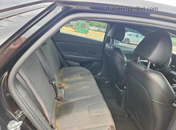 KMHLR4AF9NU305456 2022 HYUNDAI ELANTRA Black Widok tylnych siedzeń